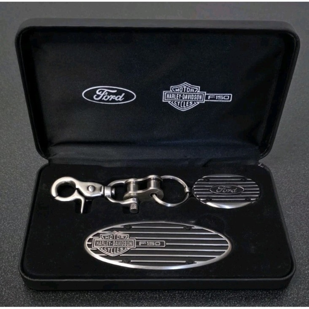 Harley Davidson Ford F-150 2000-2012 Key Chain/Fob & Plaque Boxed NEW OLD STOCK‎